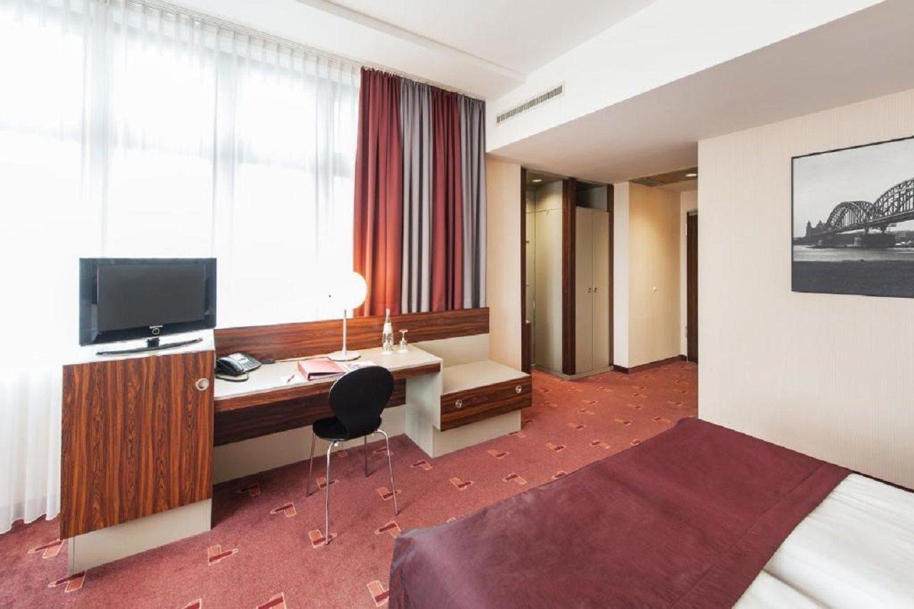 Hotel Köln Kültér fotó